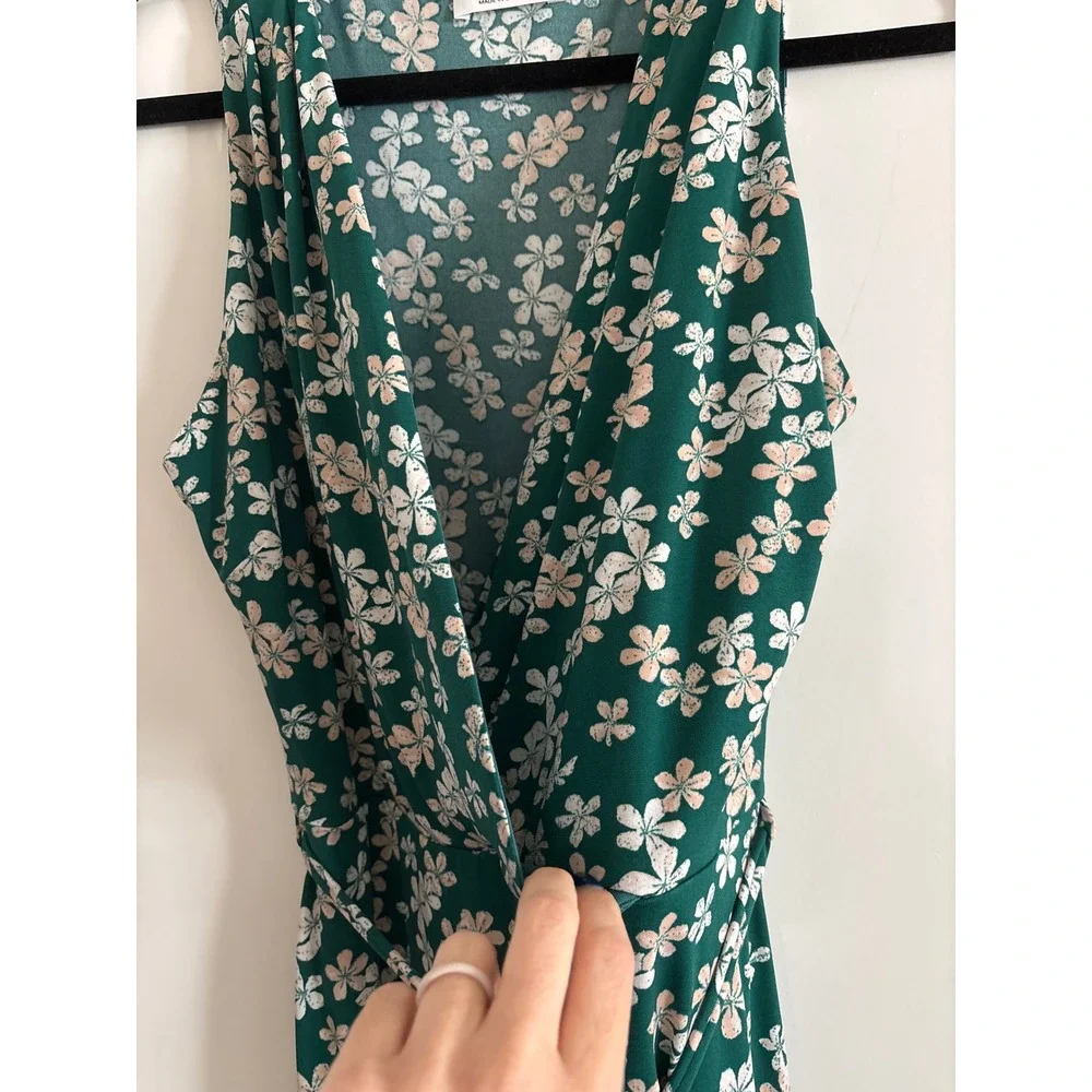 Kaileigh Green Floral Faux Wrap Midi Dress Sleeveless Ruffle Hem Size M - Picture 3 of 6